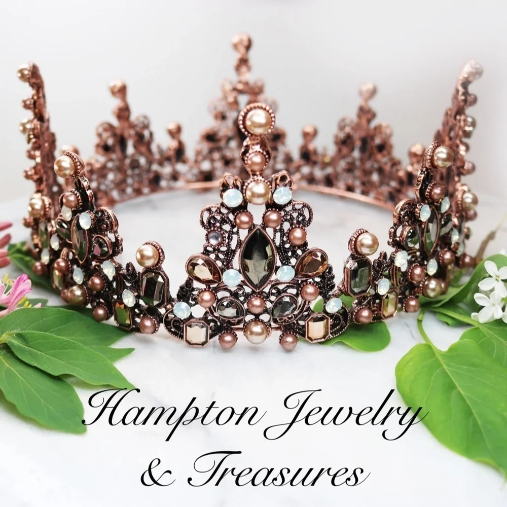 🎉 Host Pick Crown Champagne Pearls/Smoky Crystals